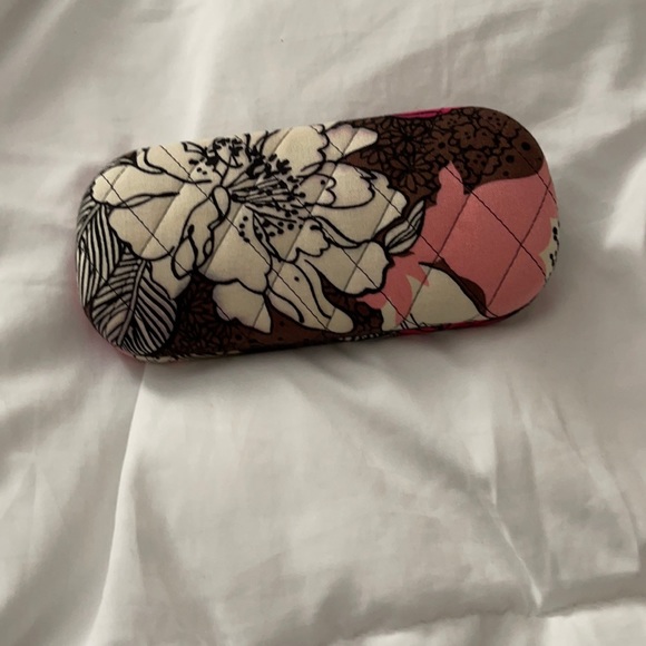 Vera Bradley Other - Vera Bradley glasses/sun glasses holder